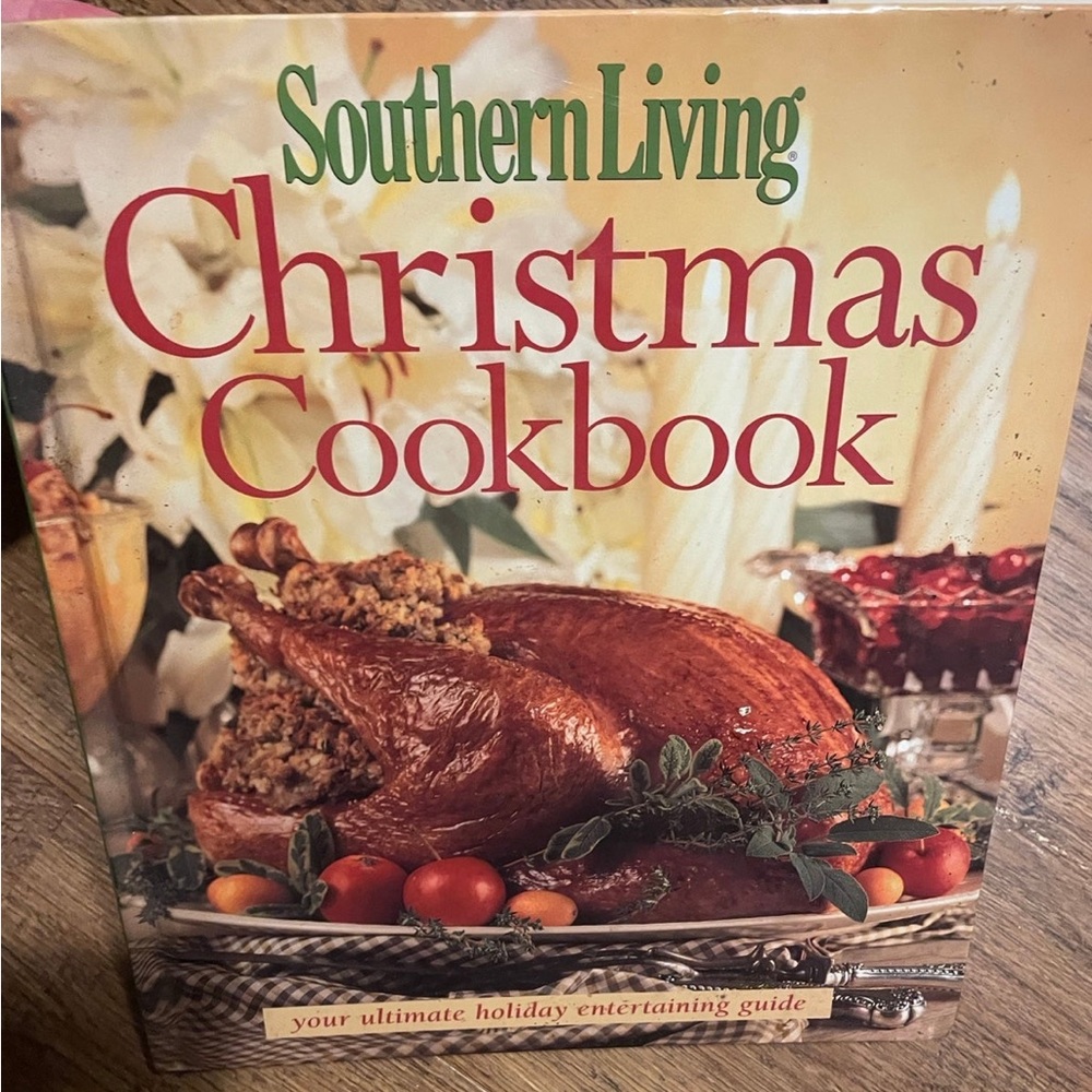 Southern Living Christmas Cookbook by Oxmoor house 2005 new